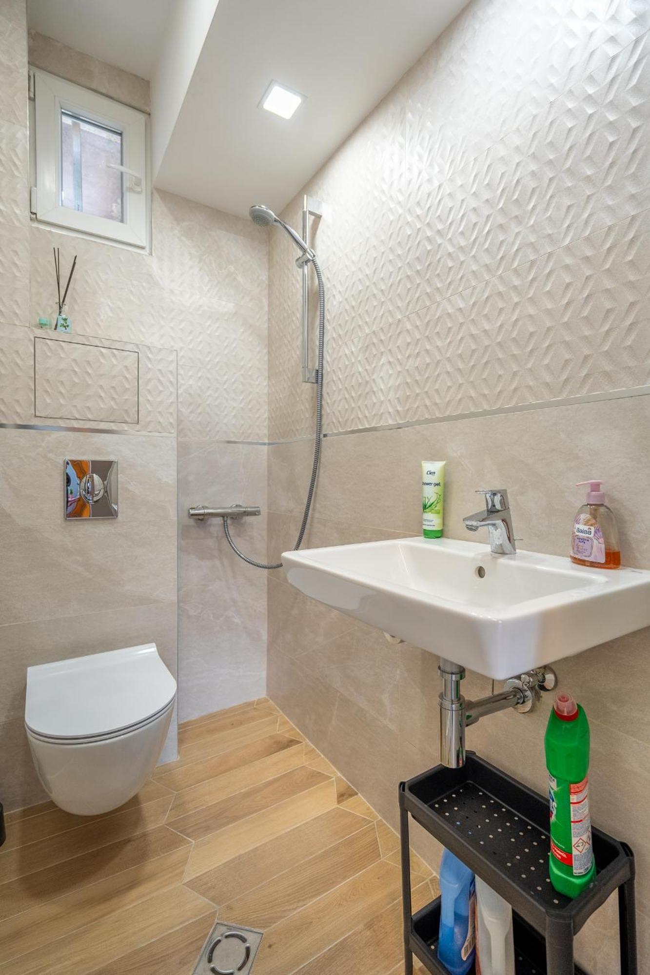 Downtown Apartment Eymi Sofia Ngoại thất bức ảnh