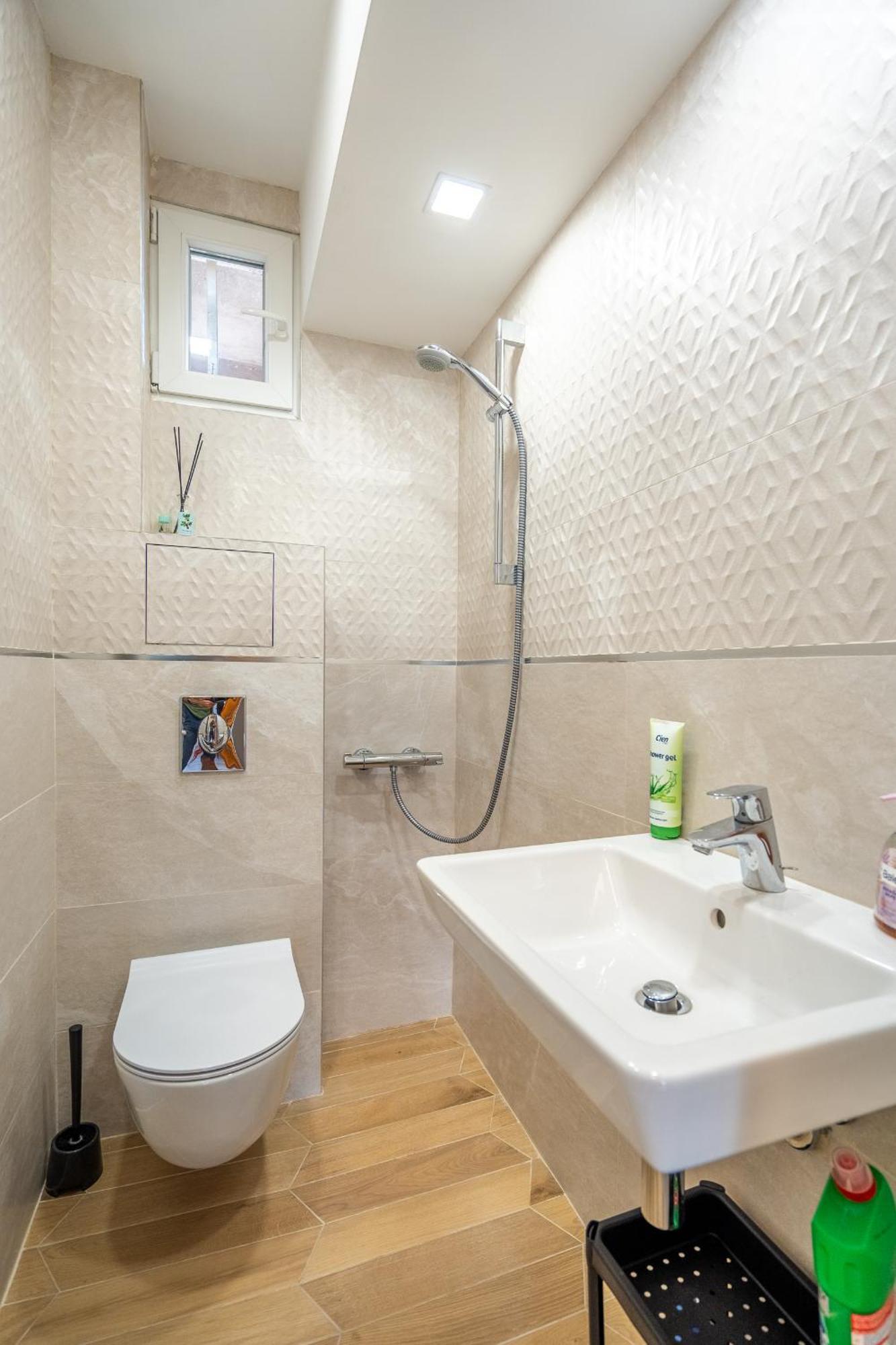 Downtown Apartment Eymi Sofia Ngoại thất bức ảnh